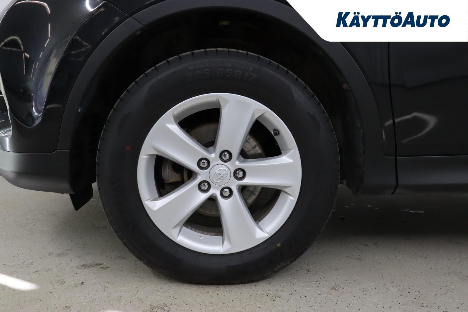 Toyota RAV4 2,2 D-4D AWD Active 2013, kuva 6/26