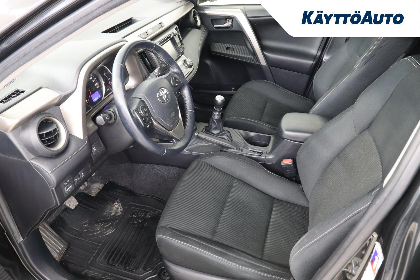 Toyota RAV4 2,2 D-4D AWD Active 2013, kuva 7/26