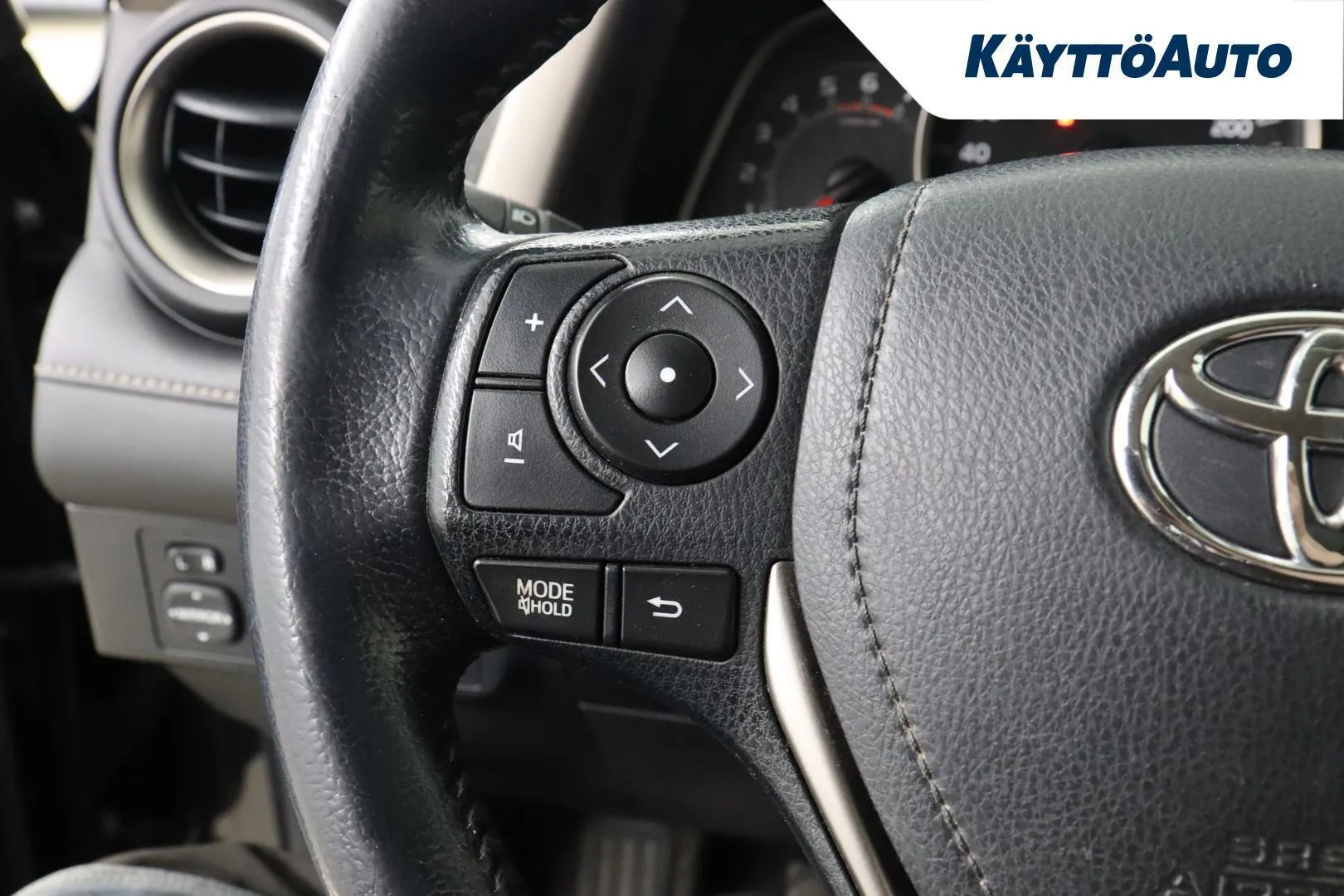 Toyota RAV4 JJC-962 carousel image