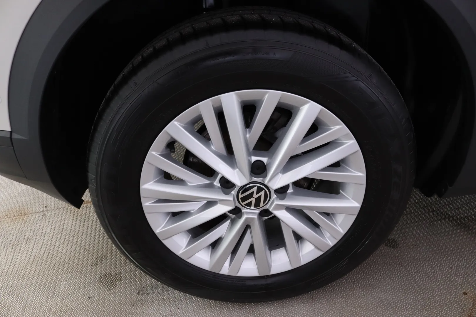 Volkswagen T-Roc MPO-894 carousel image