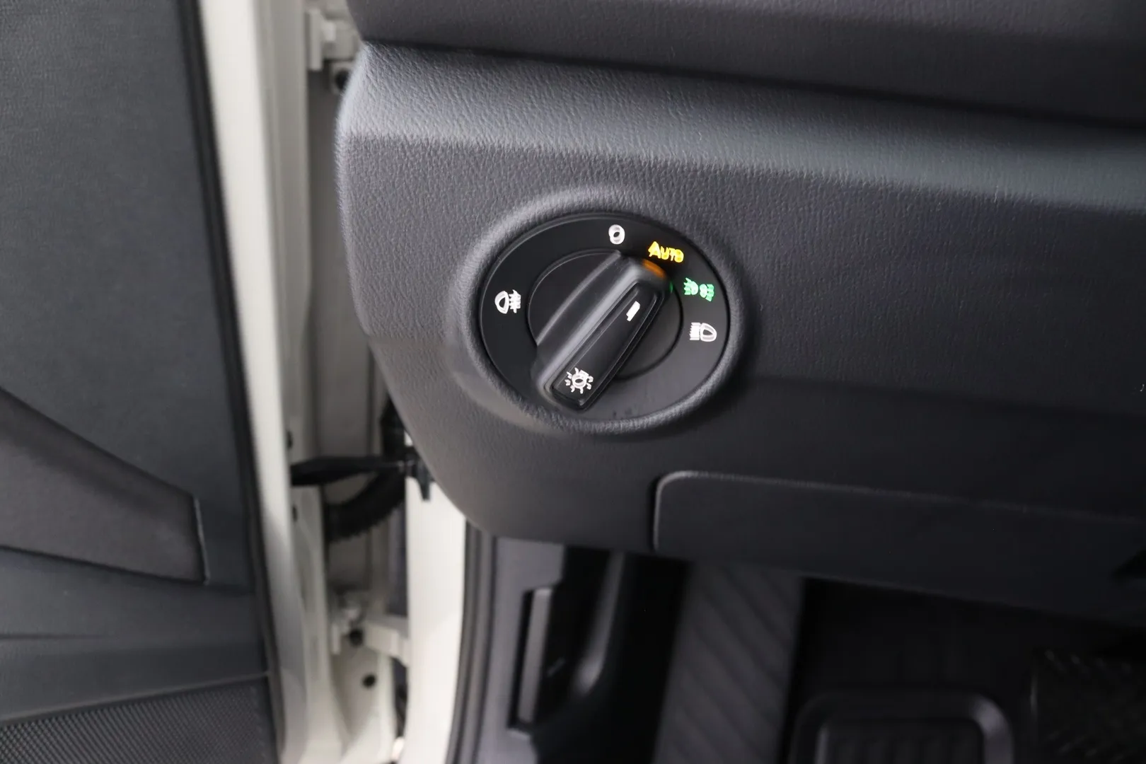 Volkswagen T-Roc MPO-894 carousel image