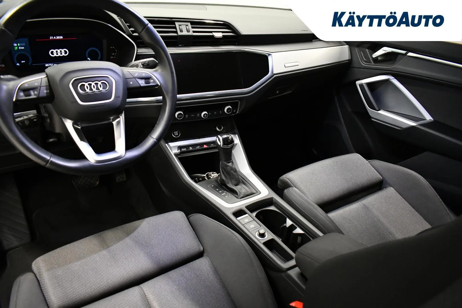 Audi Q3 LRM-483 carousel image
