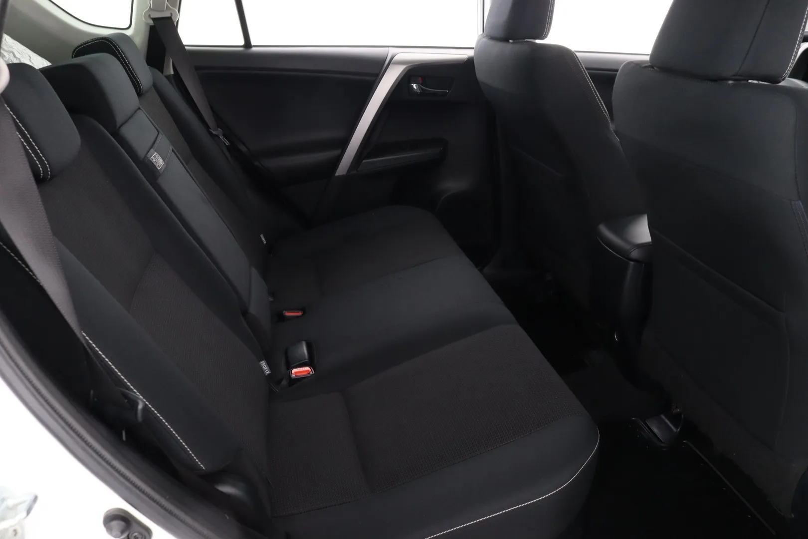 Toyota RAV4 KNX-581 carousel image