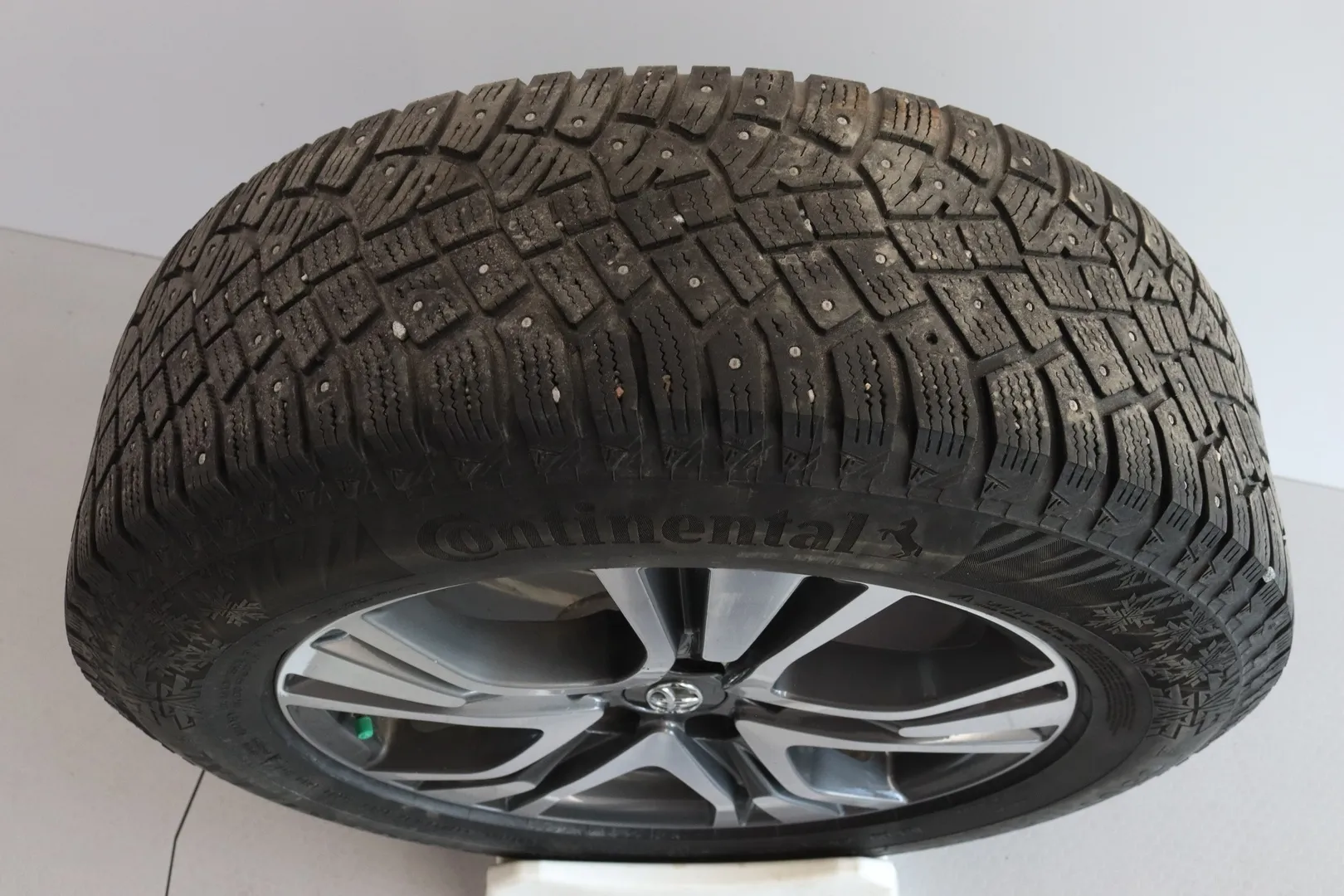 Toyota RAV4 KNX-581 carousel image