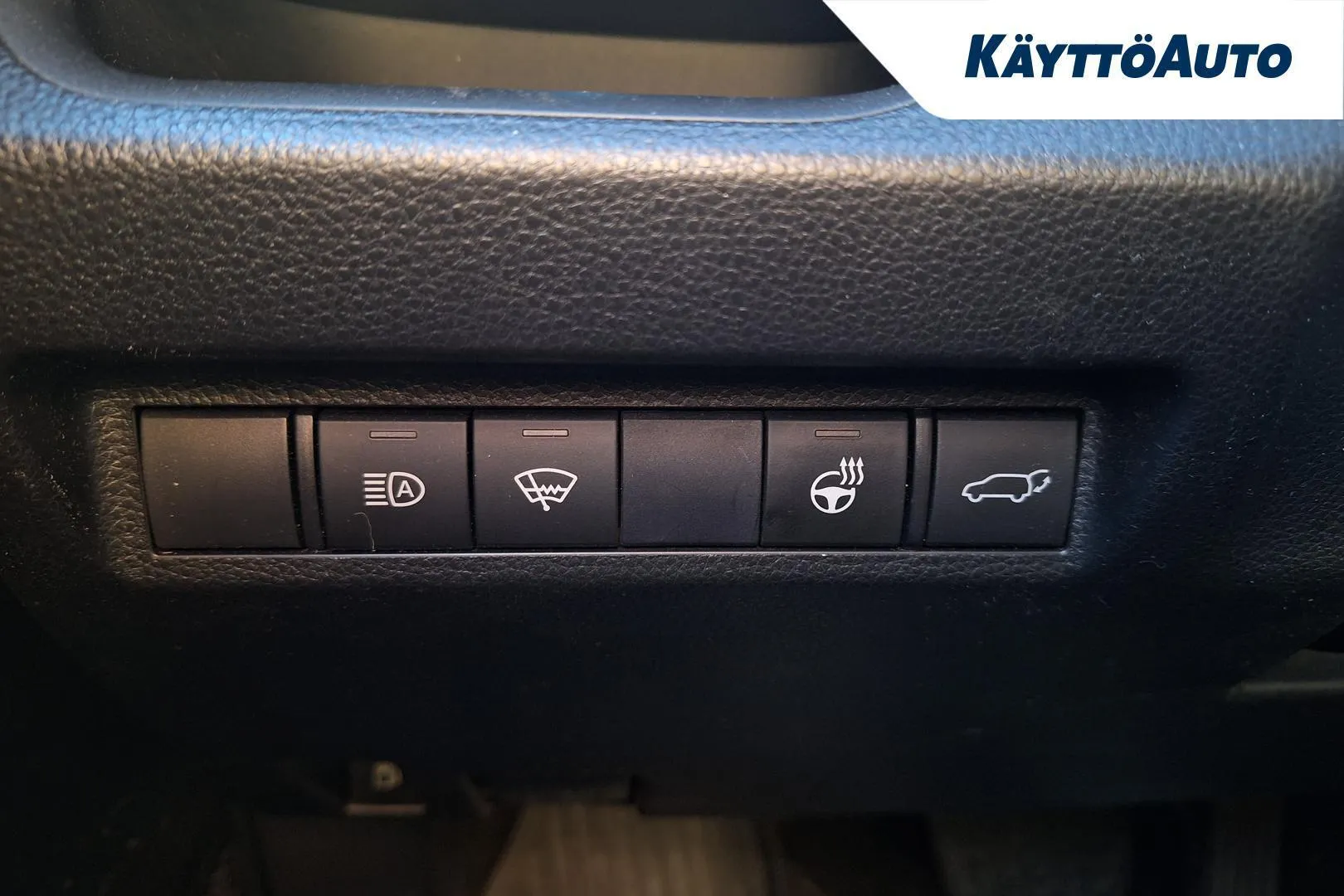 Toyota RAV4 NMR-569 carousel image