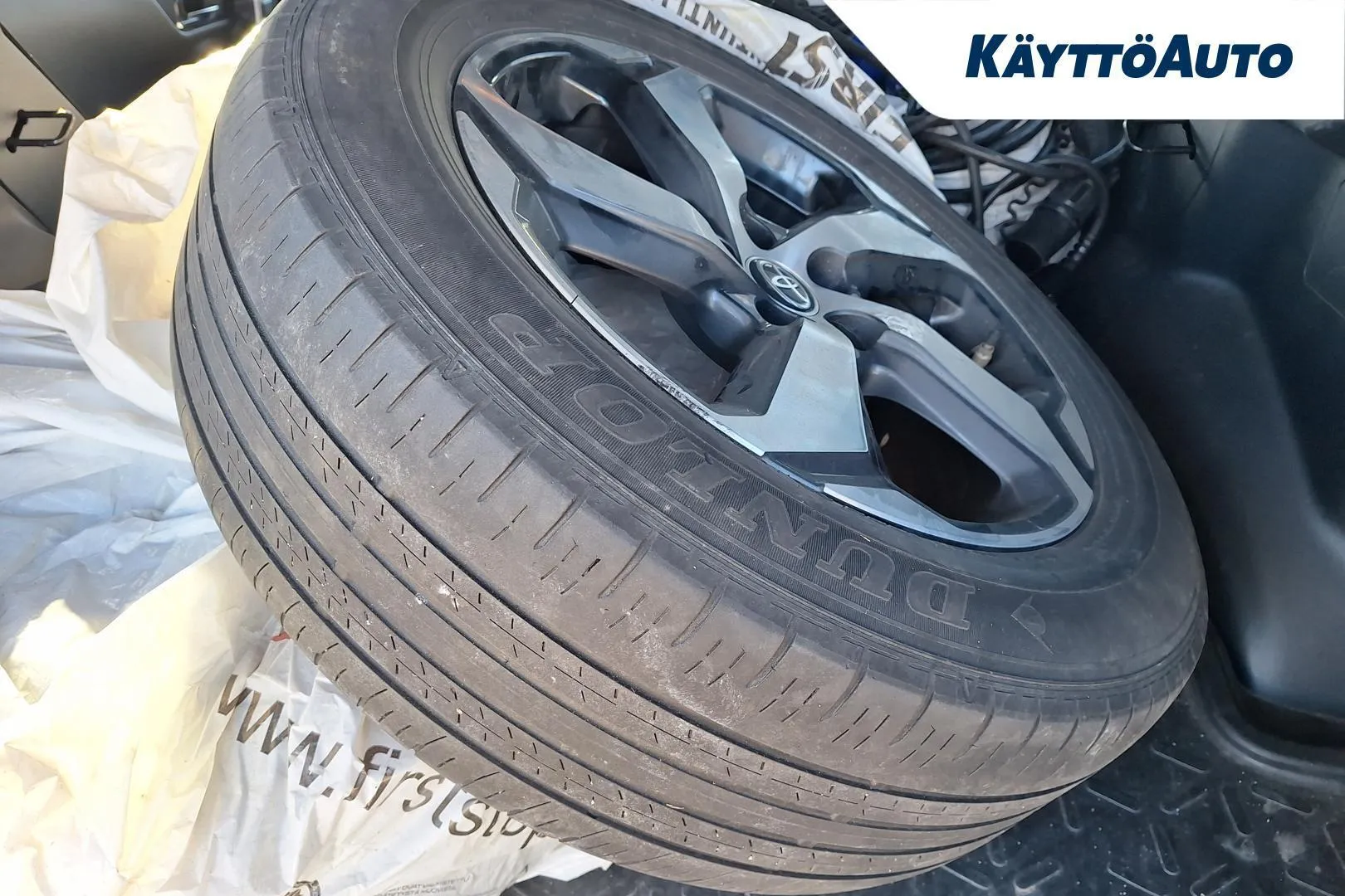 Toyota RAV4 NMR-569 carousel image