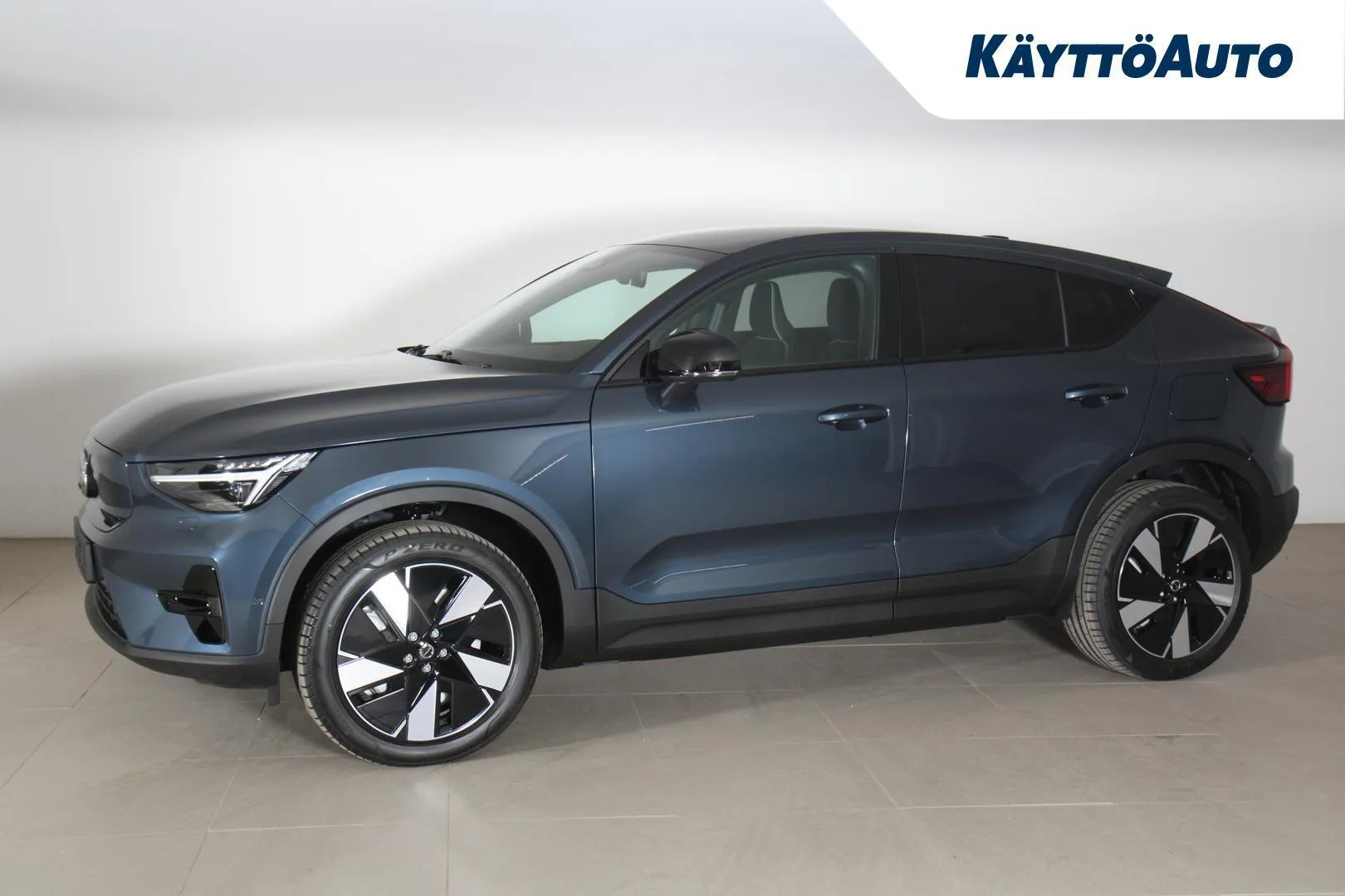 Volvo EC40 YMN-761 carousel image