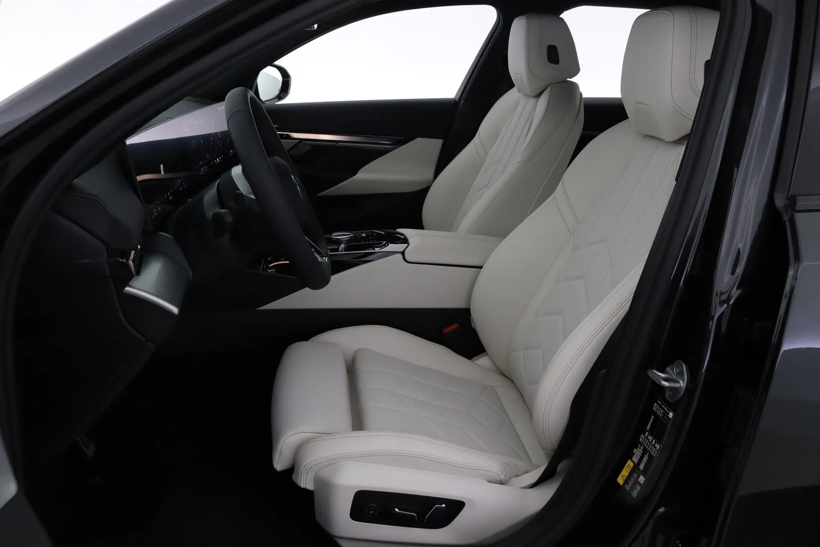 BMW 530 YYG-577 carousel image