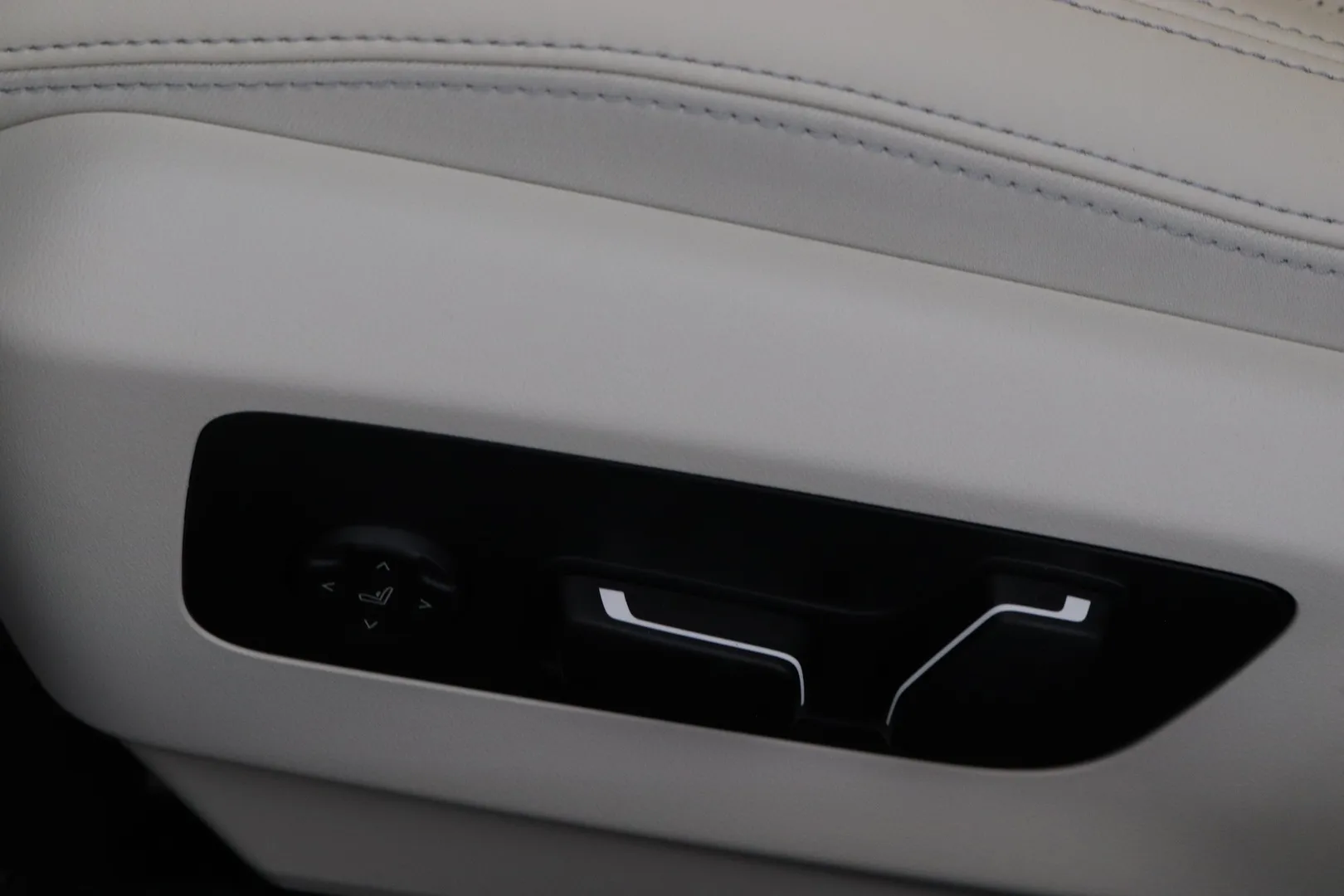 BMW 530 YYG-577 carousel image