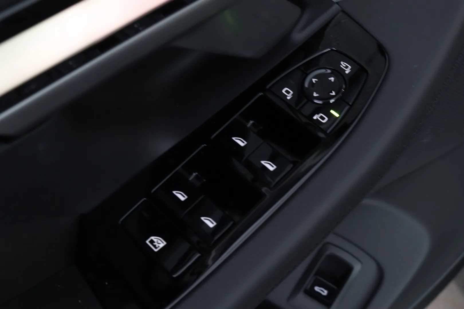 BMW 530 YYG-577 carousel image