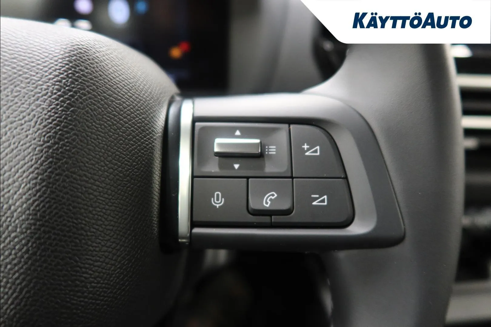 Citroen C4 ZRE-862 carousel image