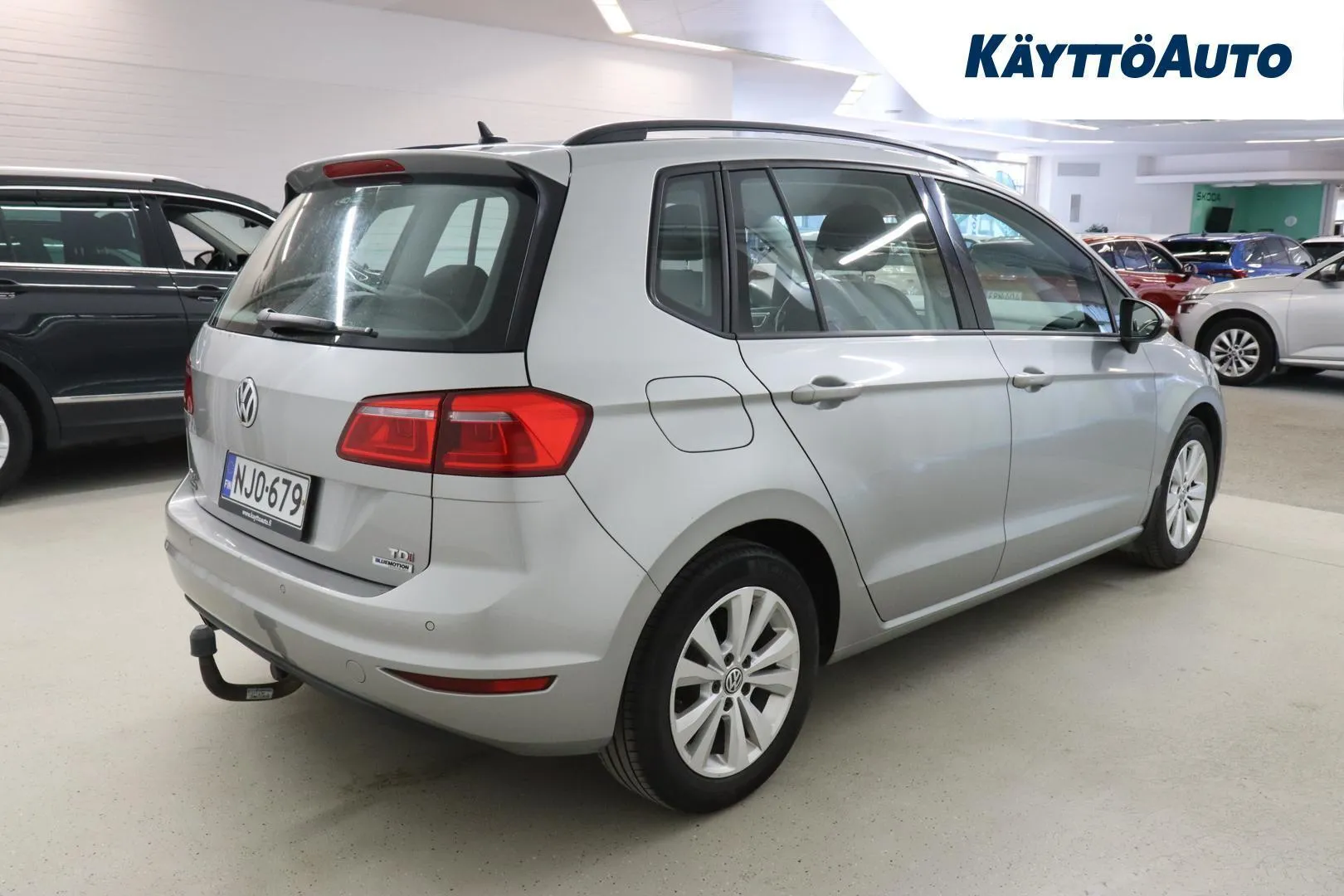 Volkswagen Golf Sportsvan NJO-679 carousel image