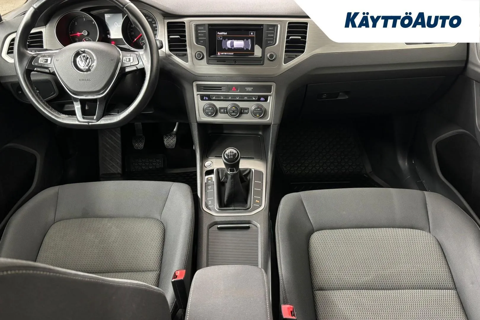 Volkswagen Golf Sportsvan NJO-679 carousel image