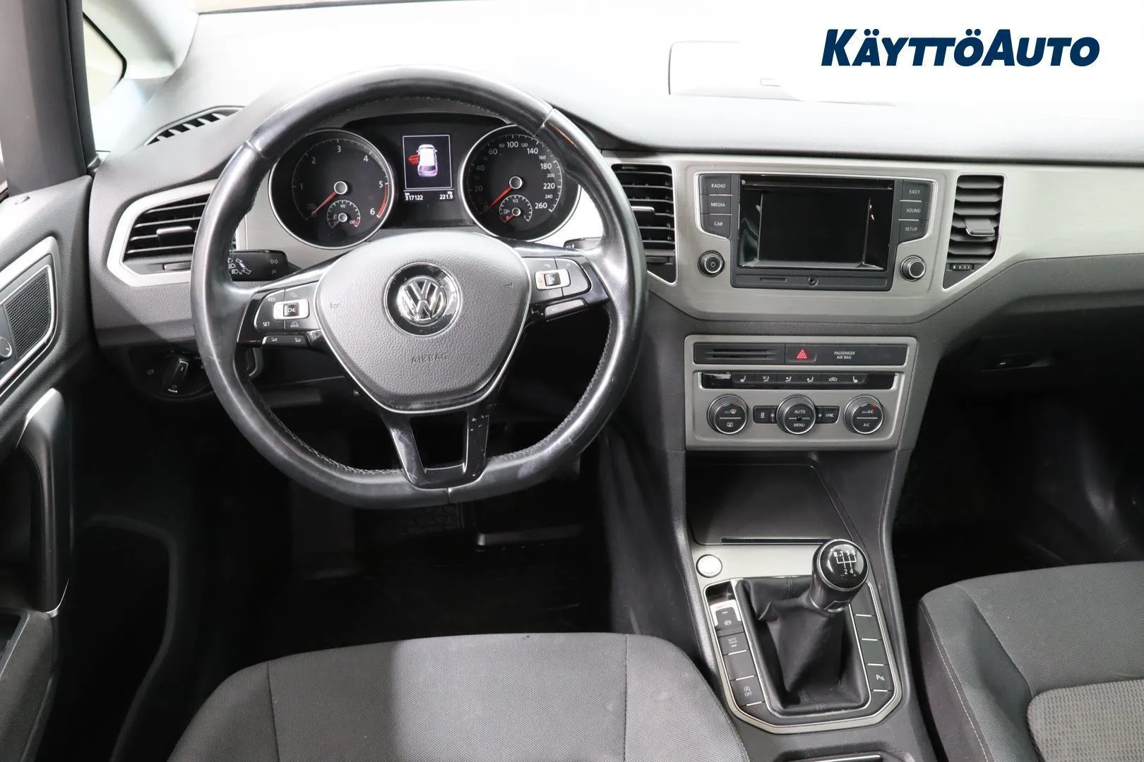 Volkswagen Golf Sportsvan NJO-679 carousel image