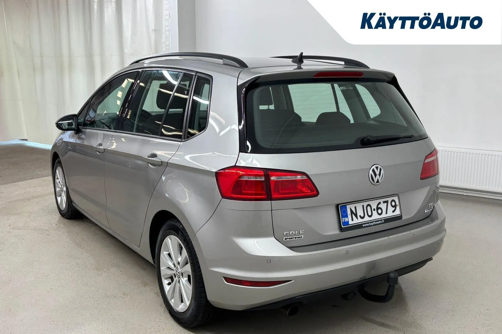 Volkswagen Golf Sportsvan NJO-679 carousel image