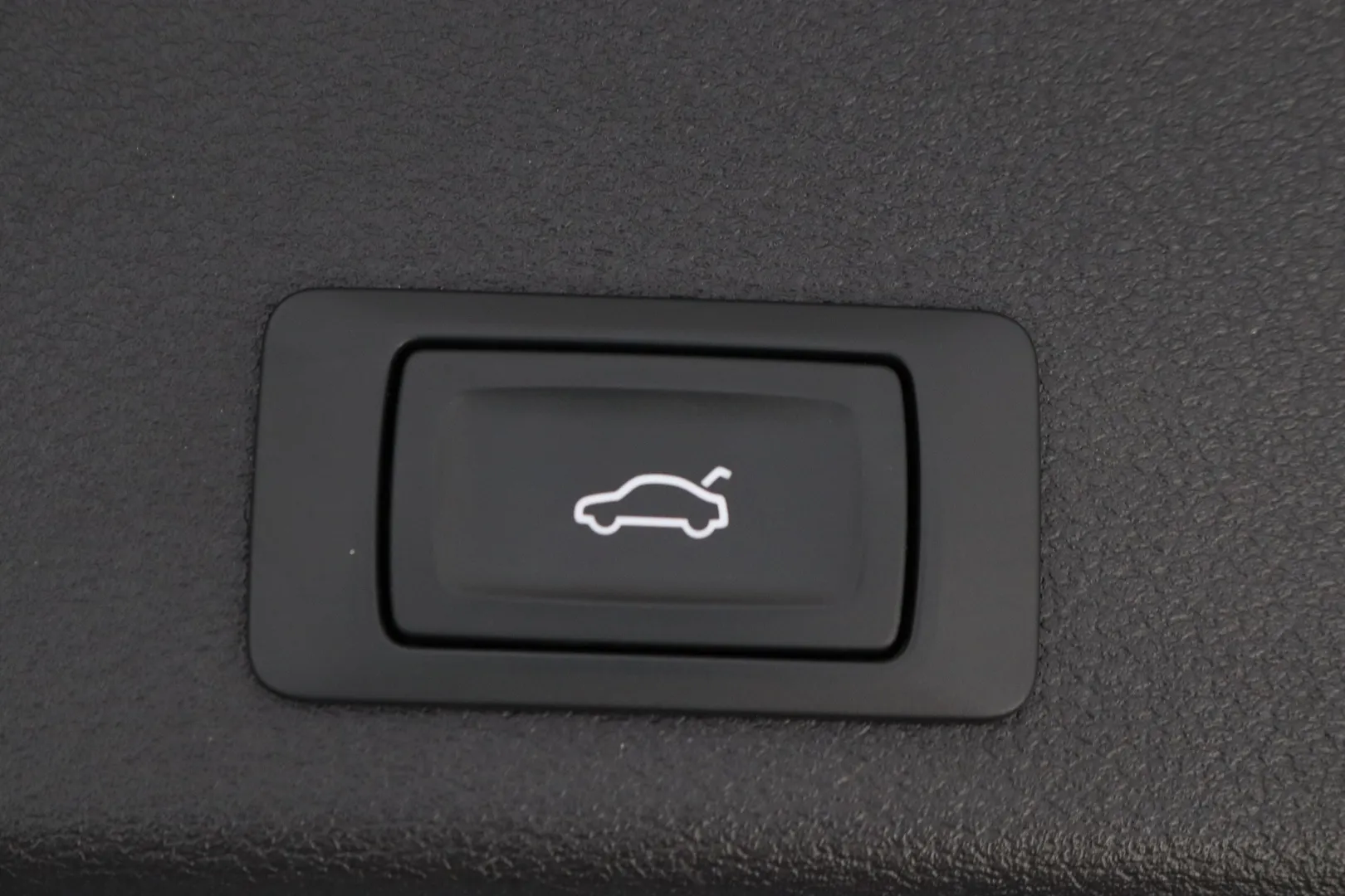 Audi A4 CPF-697 carousel image