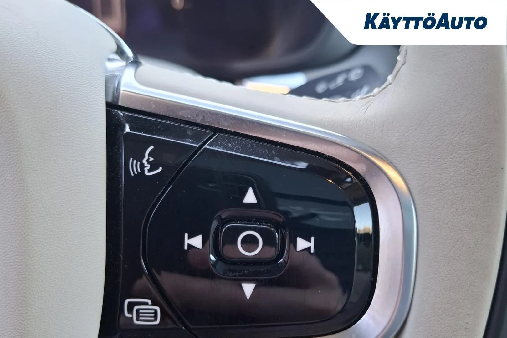 Volvo XC60 SPK-113 carousel image