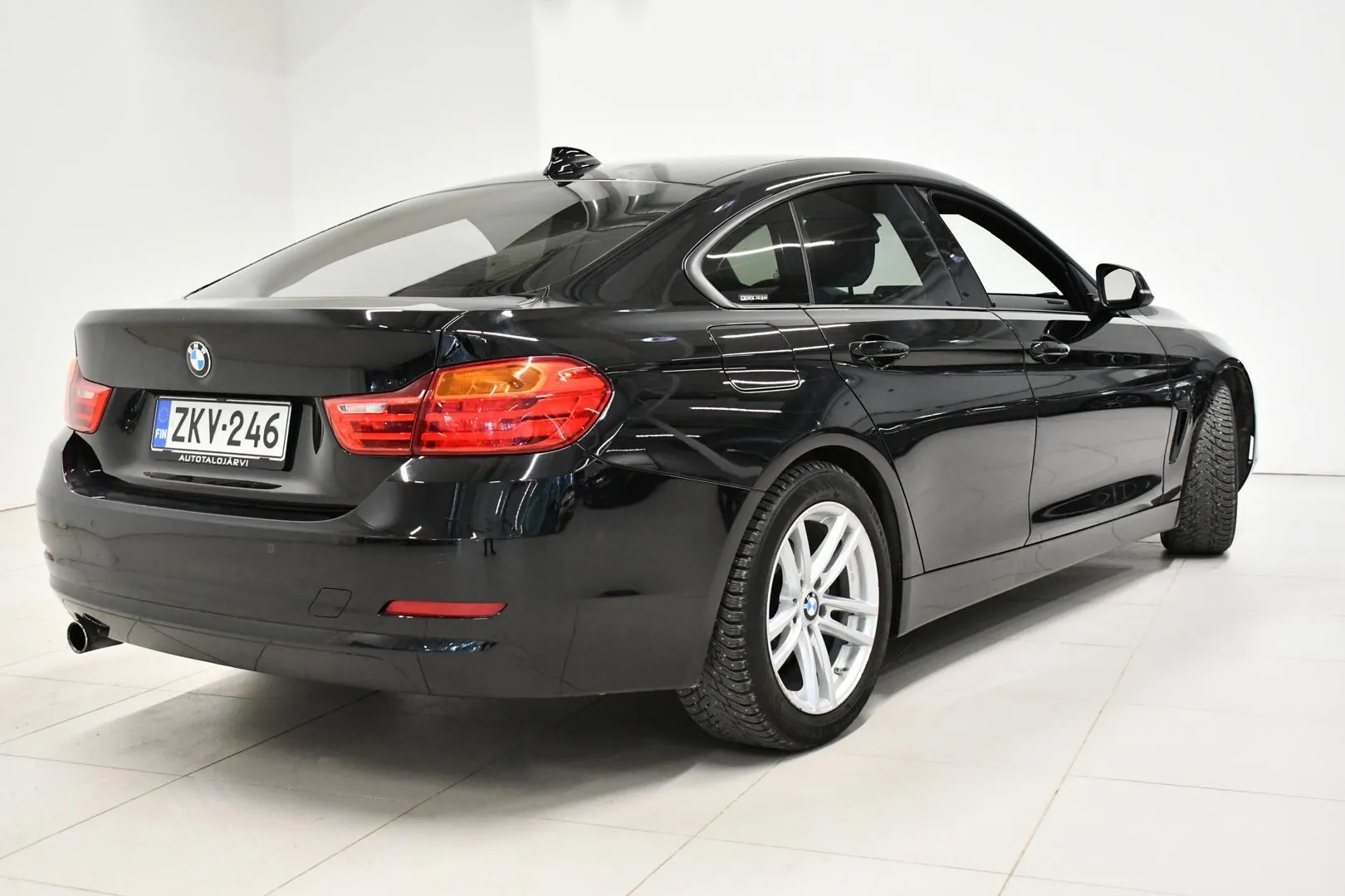 BMW 420 ZKV-246 carousel image