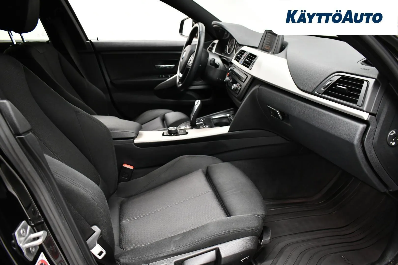 BMW 420 ZKV-246 carousel image