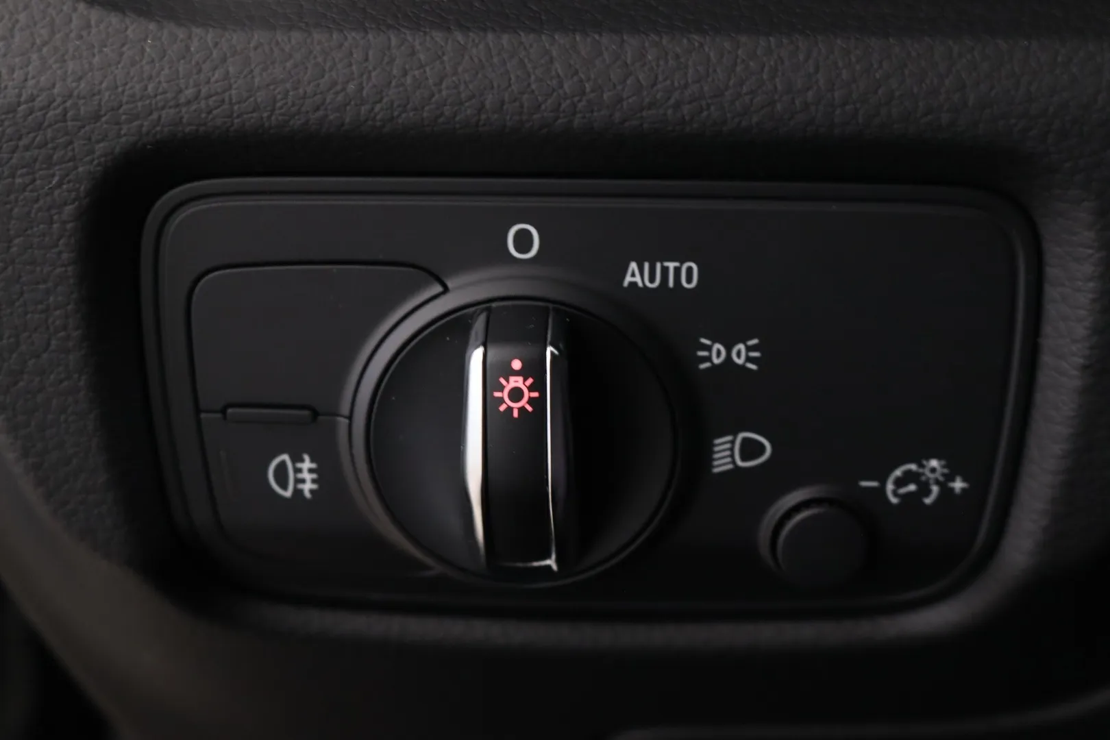 Audi A3 ENJ-300 carousel image