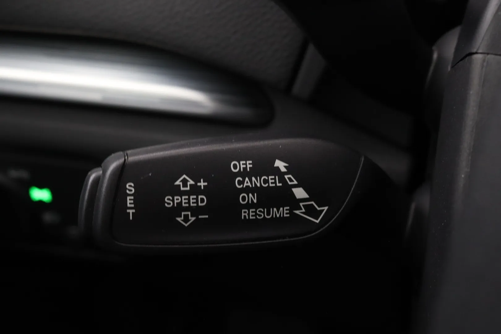 Audi A3 ENJ-300 carousel image