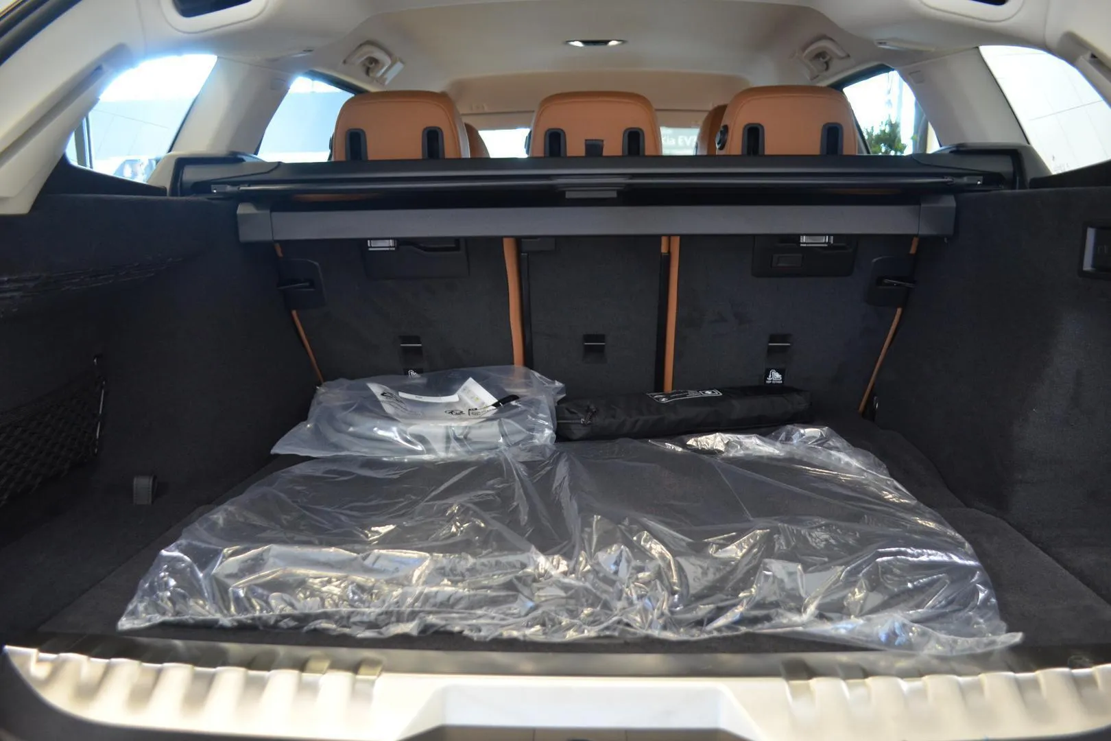 BMW 330 ZPR-153 carousel image