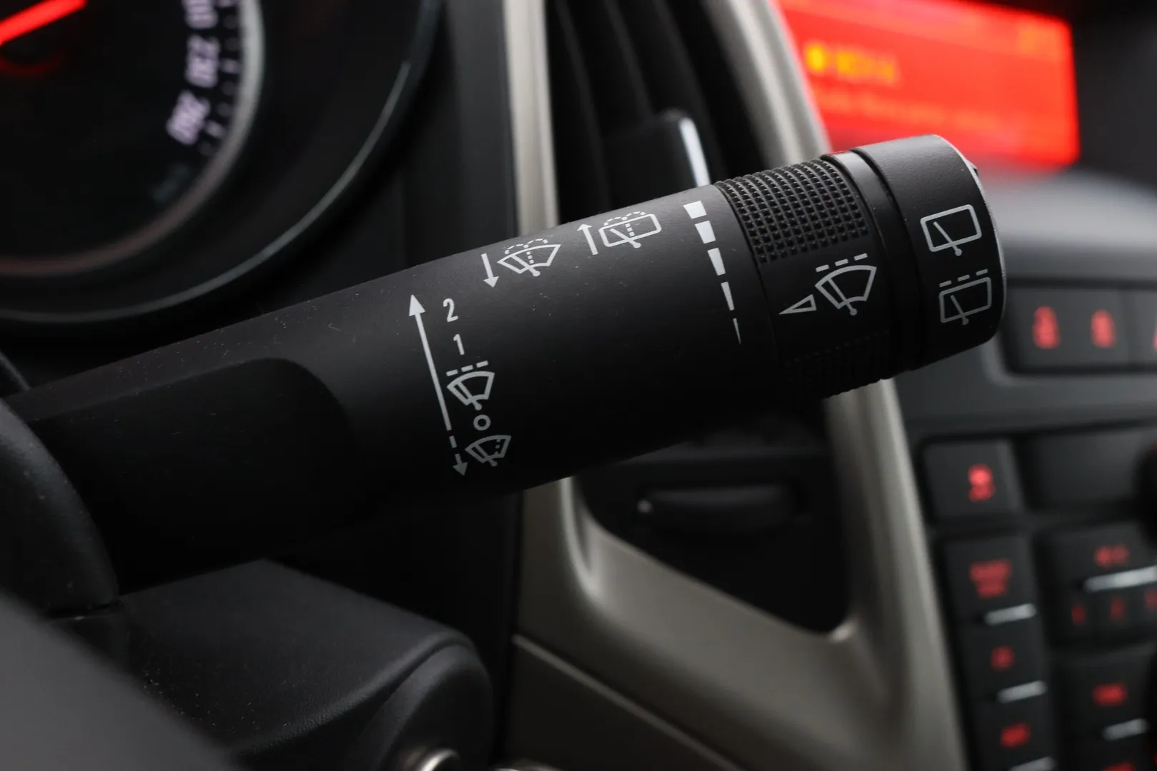 Opel Astra YHL-221 carousel image