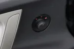 Opel Astra YHL-221 carousel thumbs