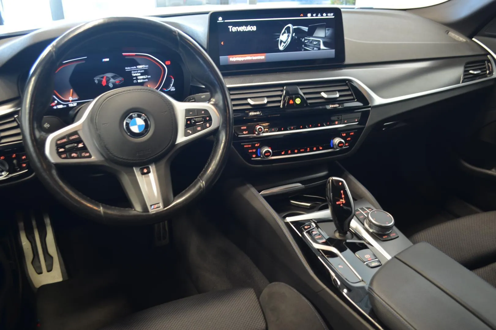BMW 520 NME-326 carousel image