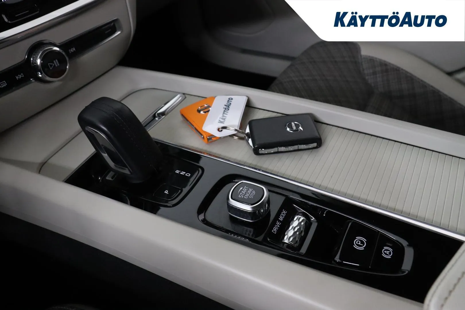 Volvo V60 FPN-404 carousel image