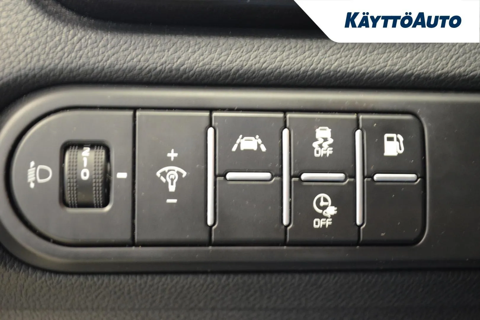 Kia Ceed ESP-762 carousel image