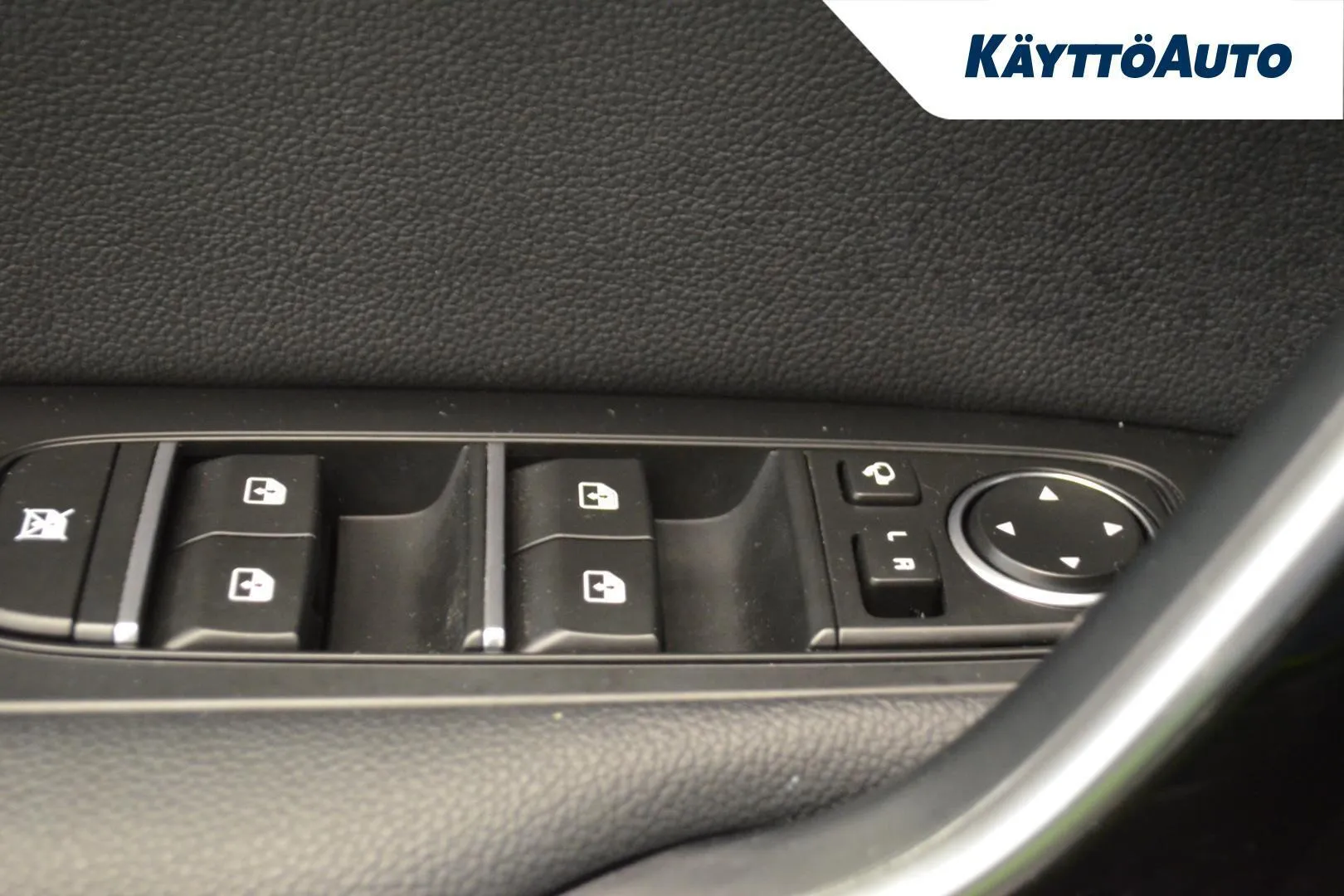 Kia Ceed ESP-762 carousel image