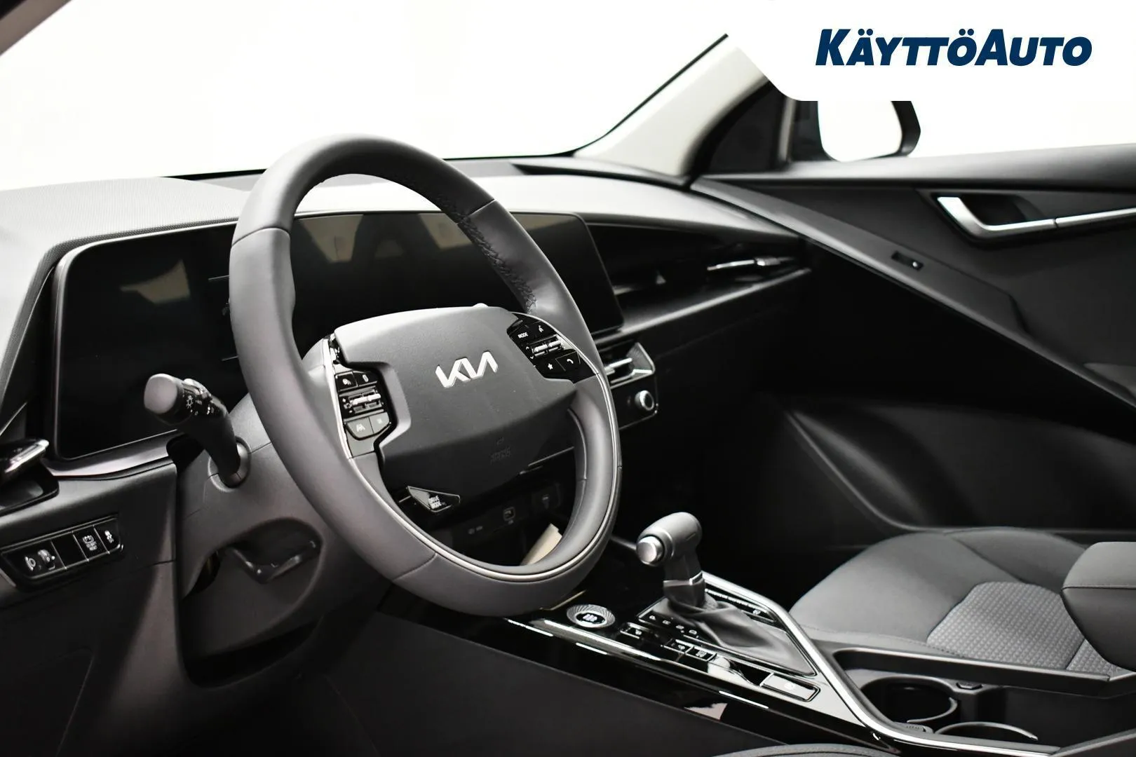 Kia Niro NOM-909 carousel image