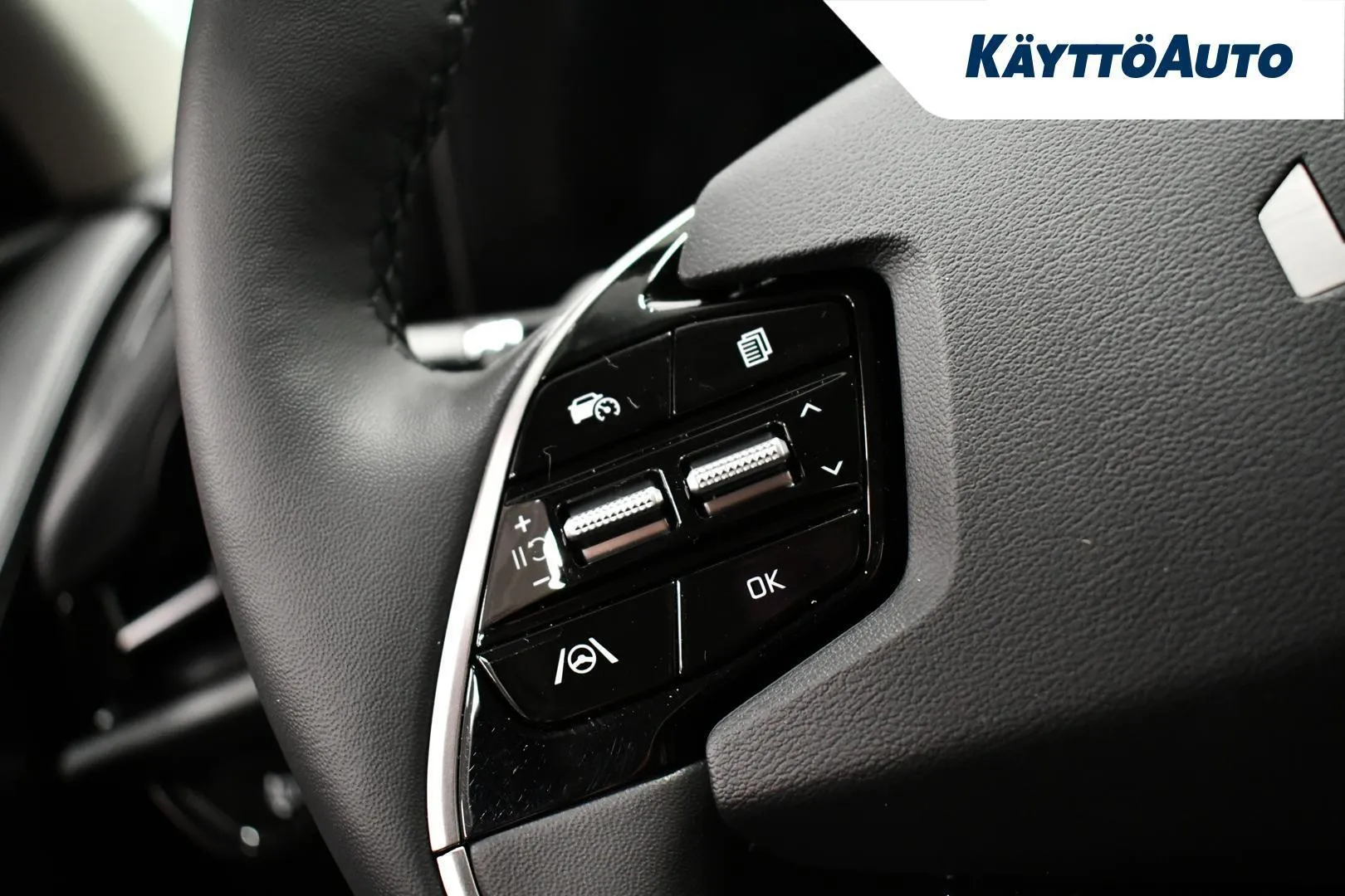 Kia Niro NOM-909 carousel image