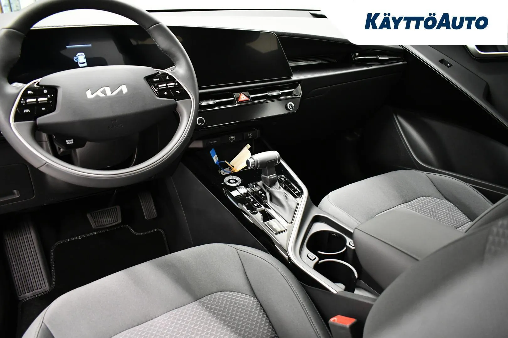 Kia Niro NOM-909 carousel image