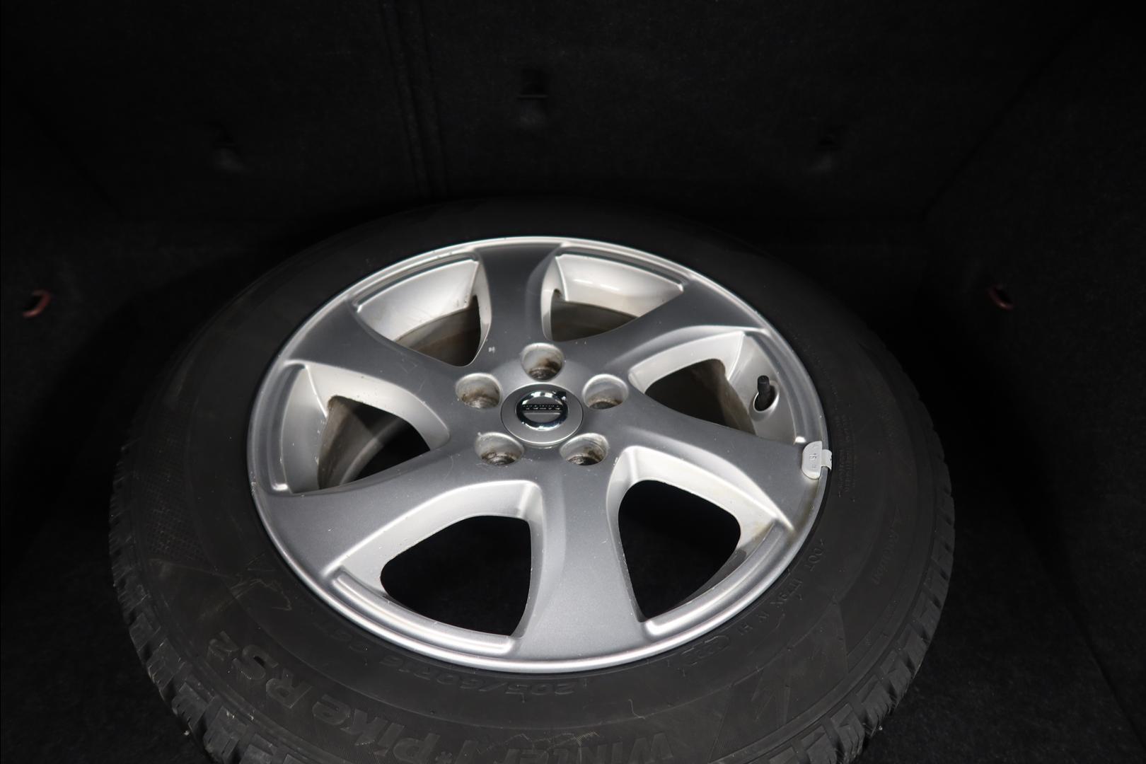 Volvo V40 Cross Country D2 Kinetic aut 2018, kuva 6/30