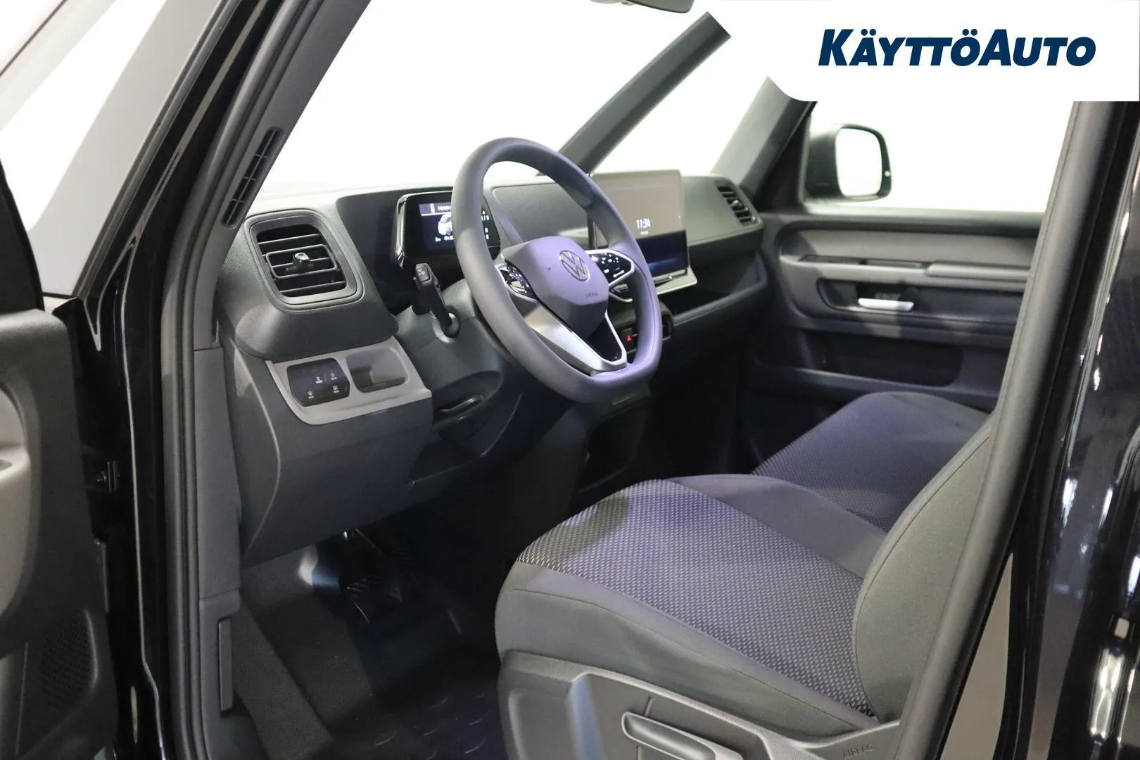 Volkswagen ID. BUZZ CARGO YMK-926 carousel image