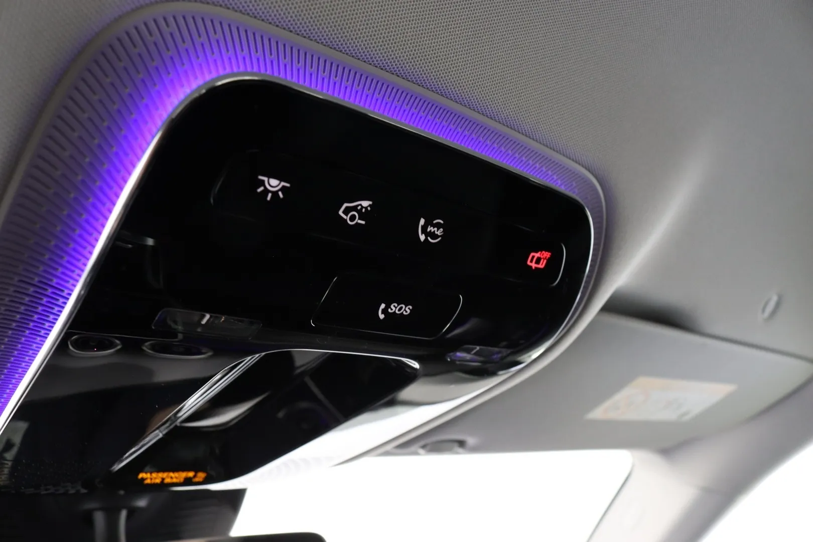 Mercedes-Benz GLC LTL-421 carousel image