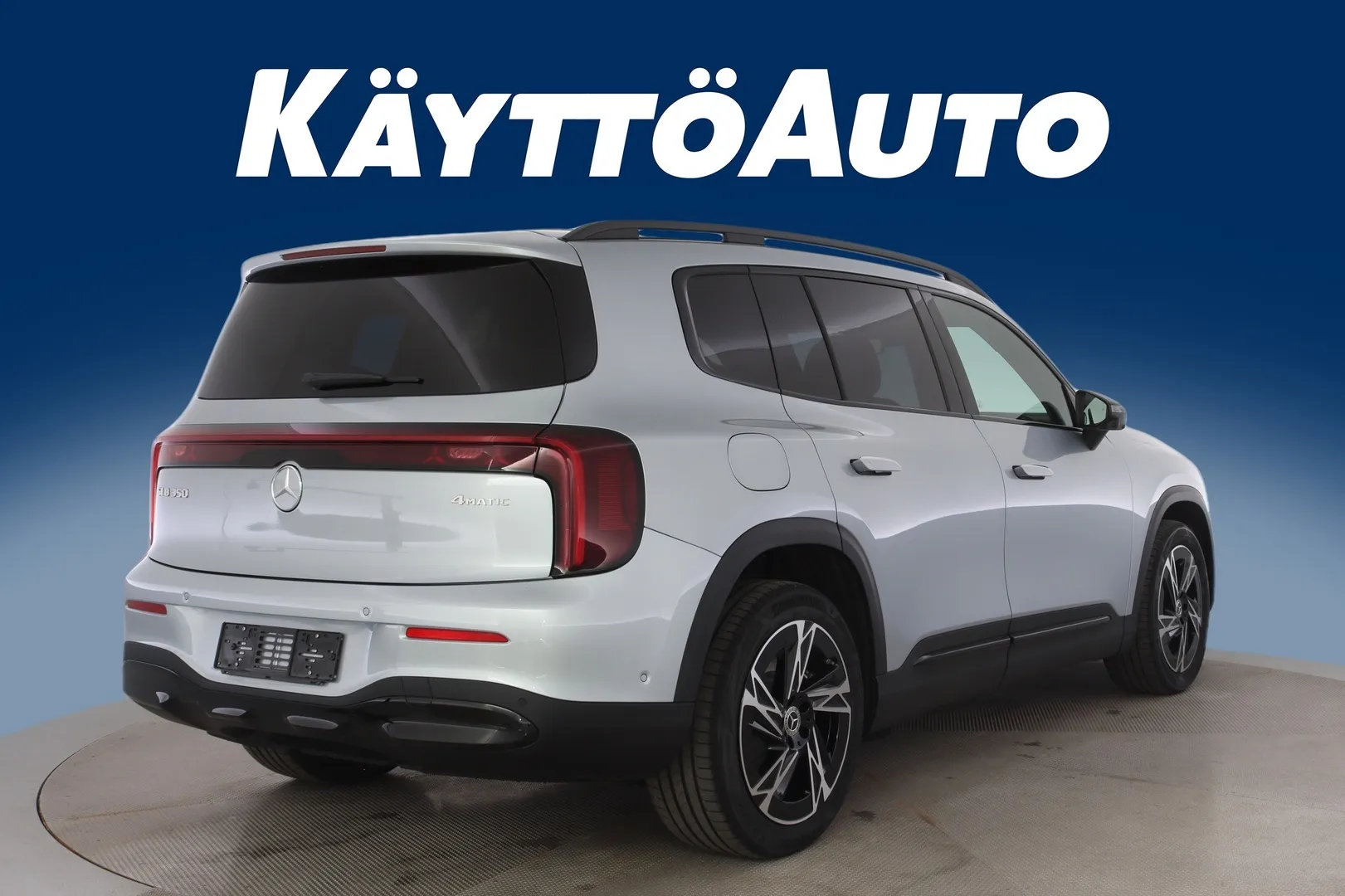 Mercedes-Benz GLB ZRE-581 carousel image