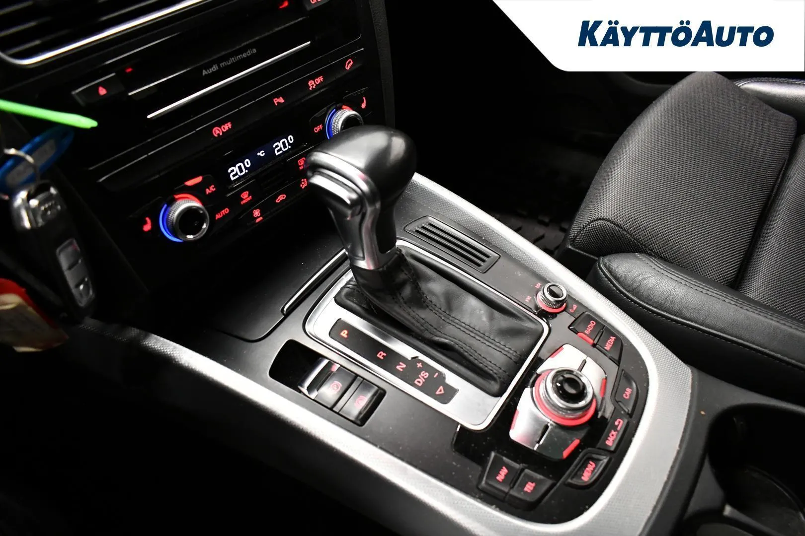 Audi Q5 IZA-319 carousel image