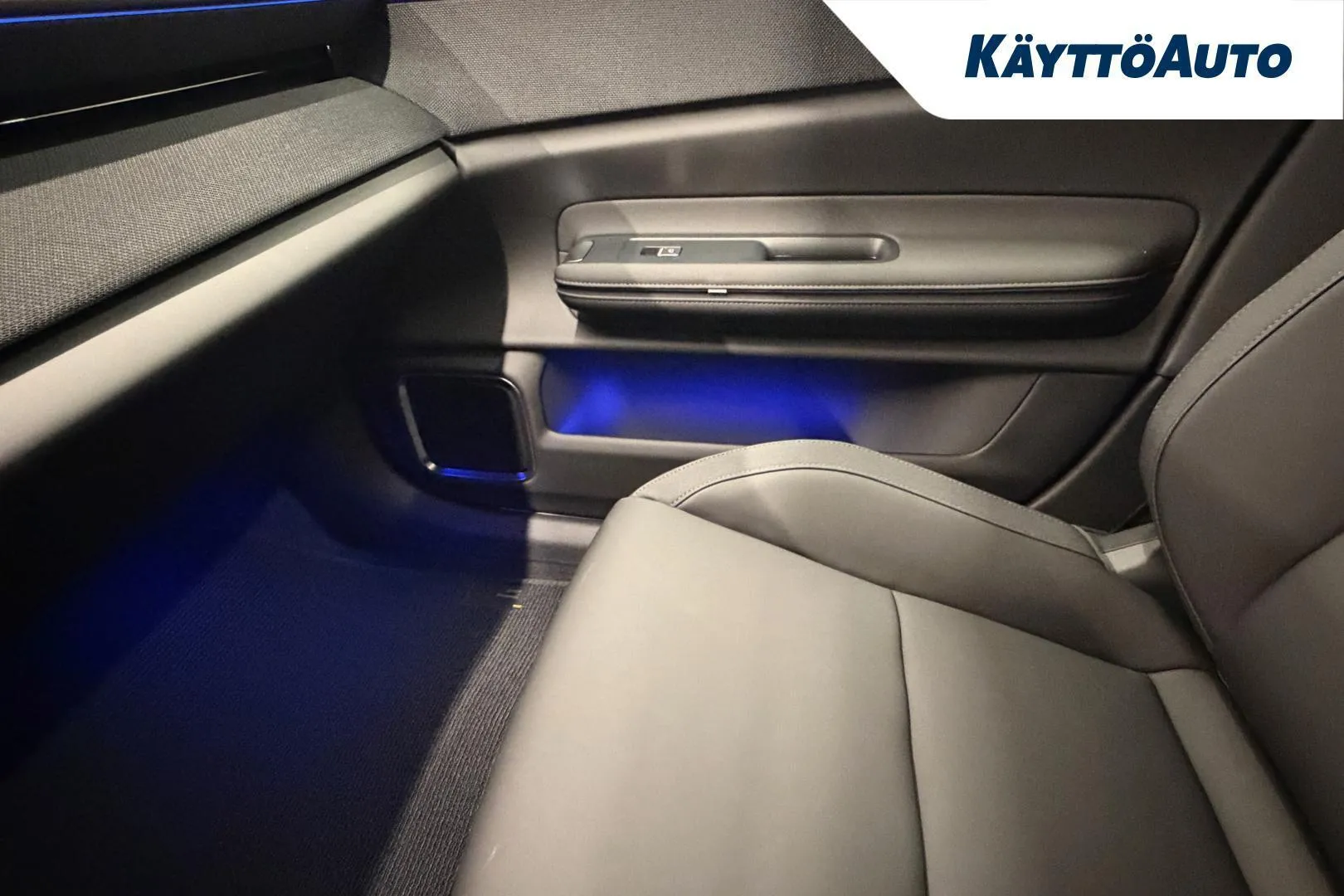 POLESTAR 4 SRR-447 carousel image