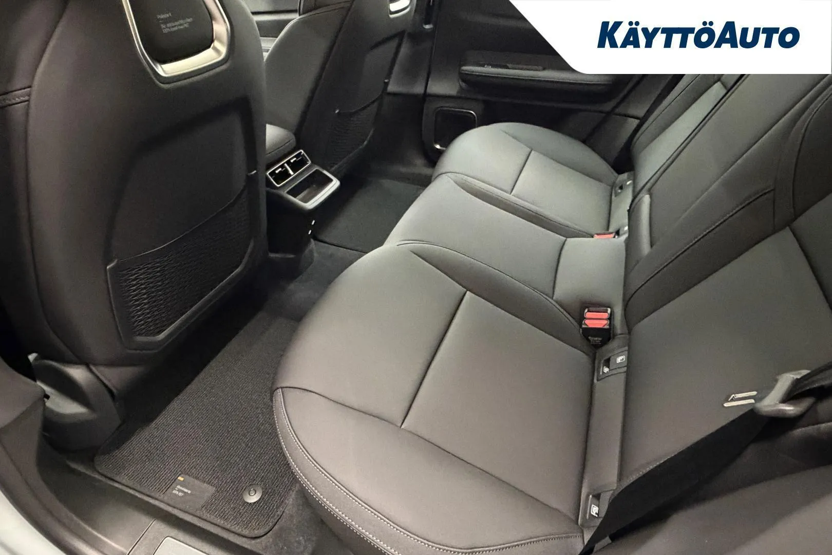 POLESTAR 4 SRR-447 carousel image