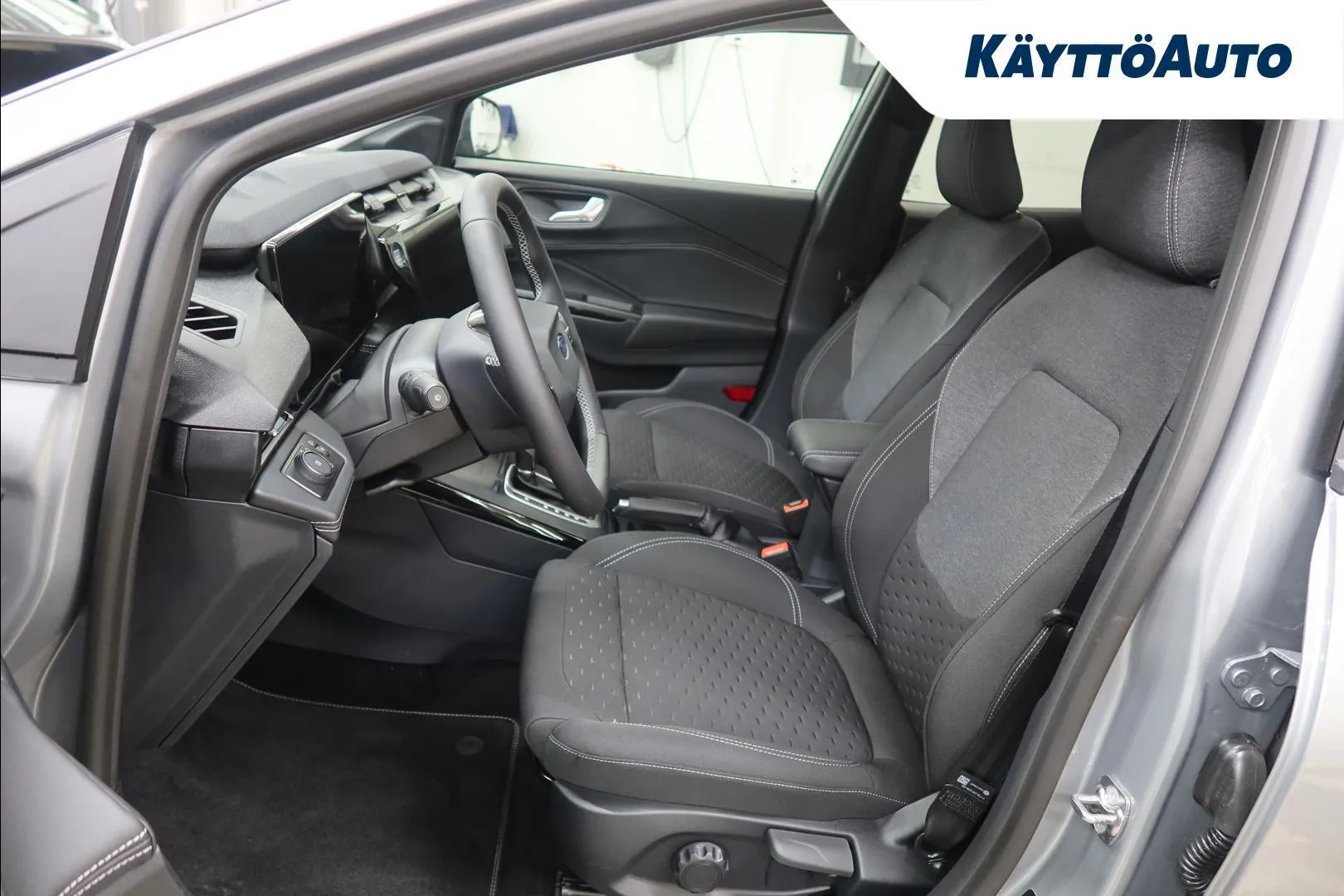 Ford Puma EUU-885 carousel image