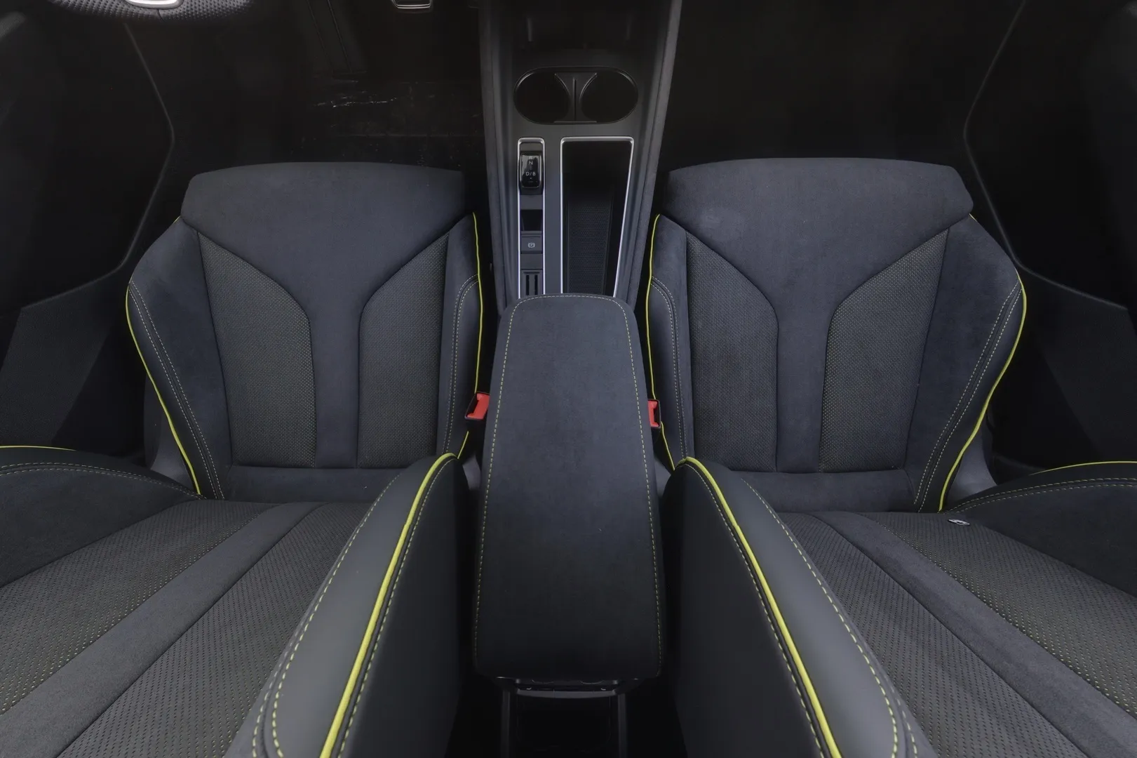 Skoda Elroq YMK-836 carousel image