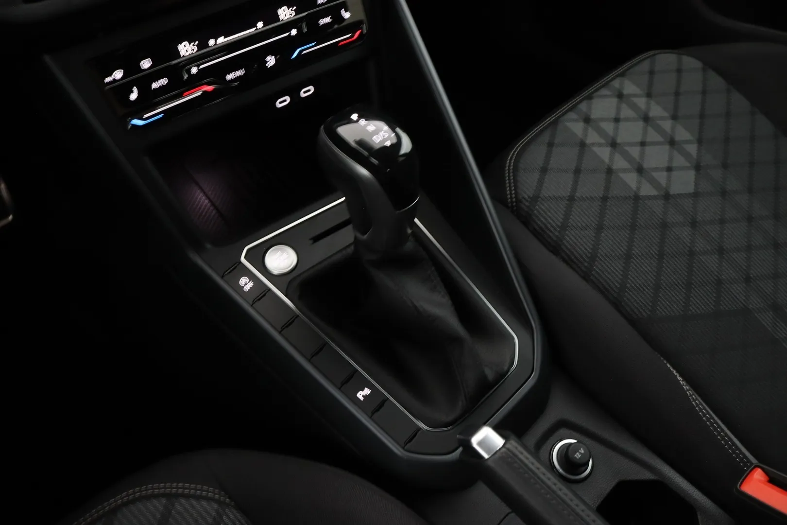 Volkswagen Taigo MRL-275 carousel image