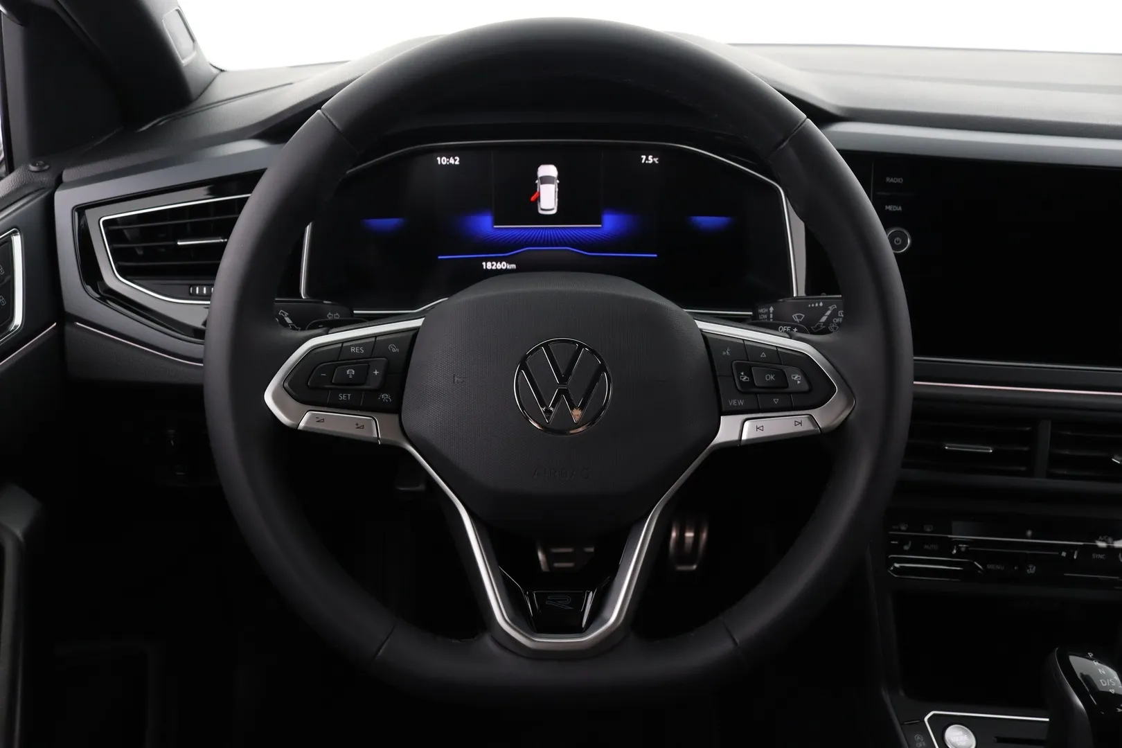 Volkswagen Taigo MRL-275 carousel image