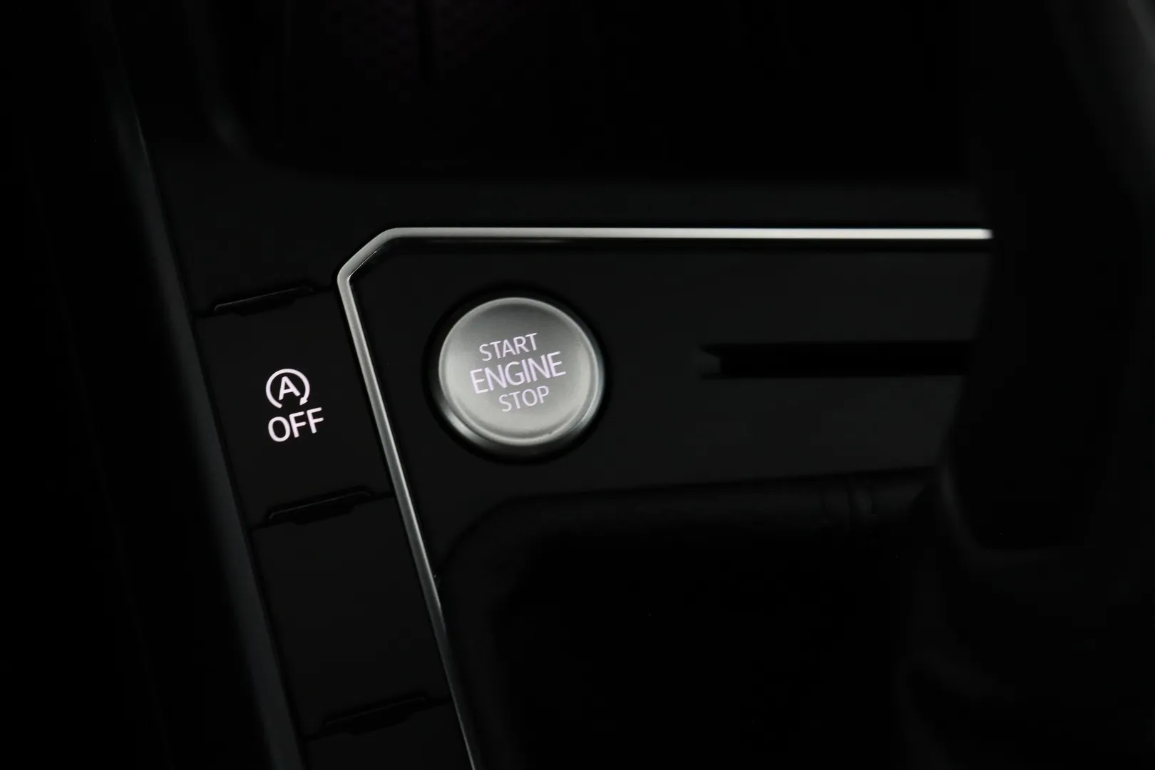 Volkswagen Taigo MRL-275 carousel image