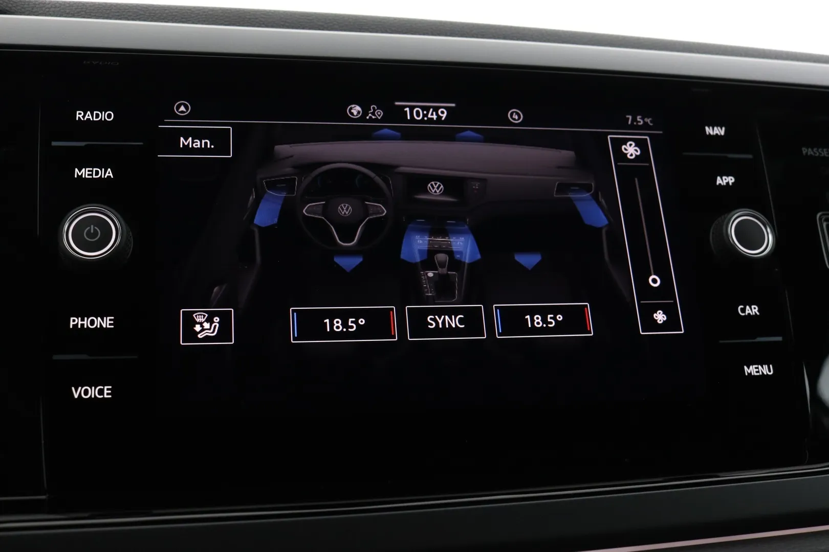 Volkswagen Taigo MRL-275 carousel image