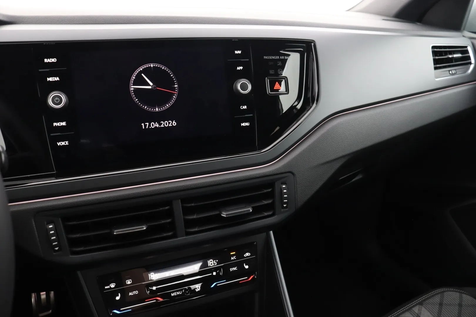 Volkswagen Taigo MRL-275 carousel image