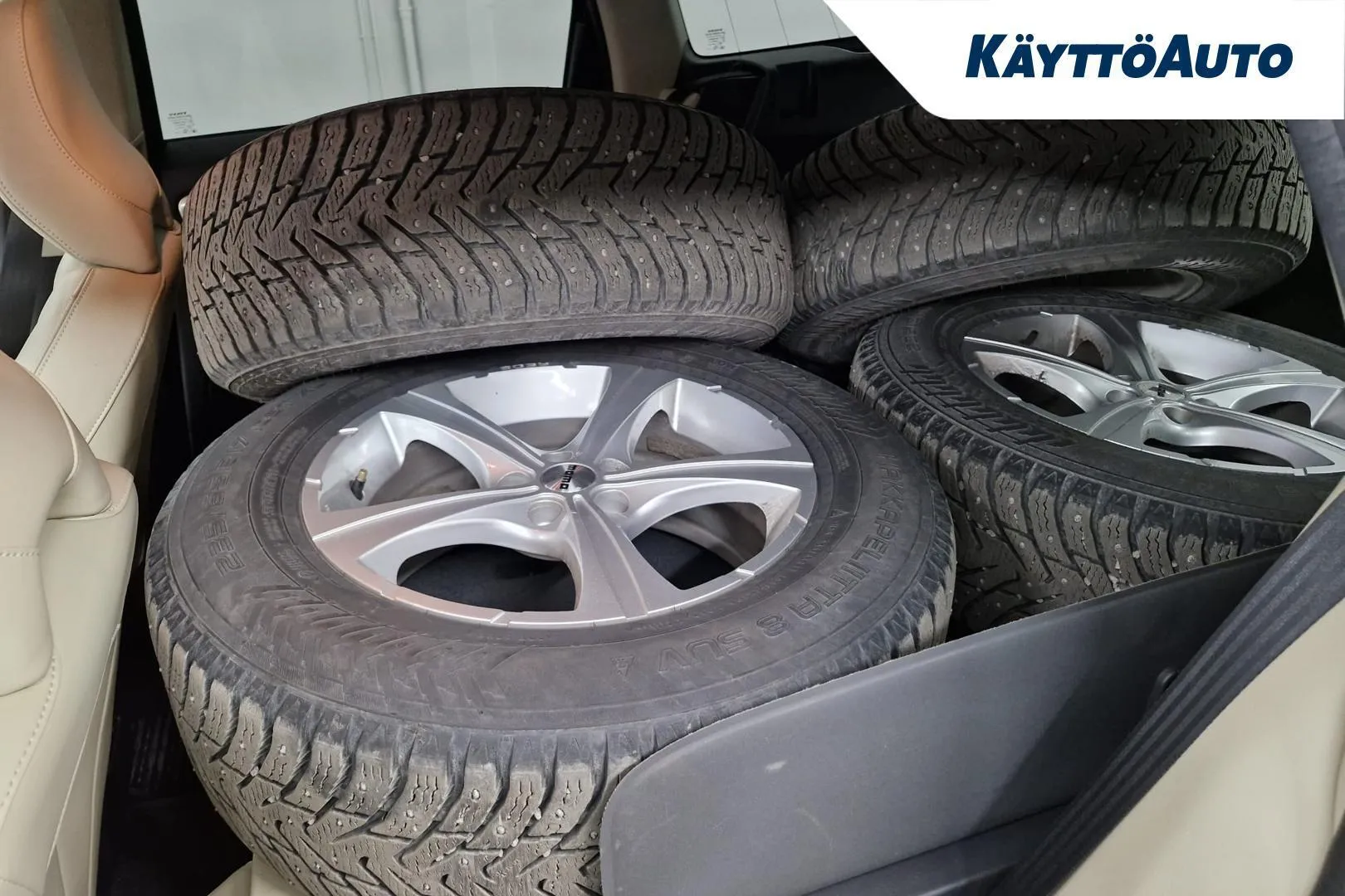 Volvo XC60 IMX-916 carousel image